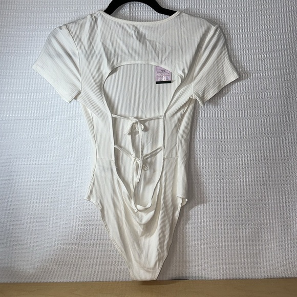 WILD FABLE NWT Ribbed Body Suit Open Back with Ties Women's Size S - Picture 4 of 5